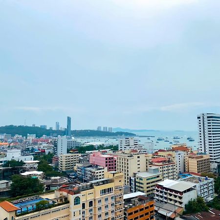 Edge Central Pattaya Vip Condo Exteriör bild