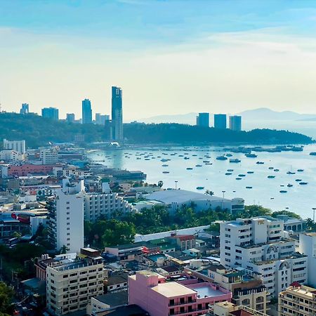 Edge Central Pattaya Vip Condo Exteriör bild