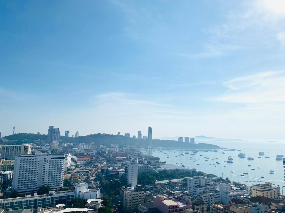 Edge Central Pattaya Vip Condo Exteriör bild