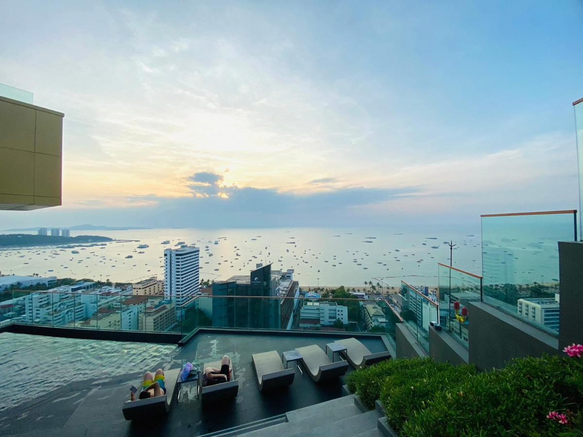 Edge Central Pattaya Vip Condo Exteriör bild