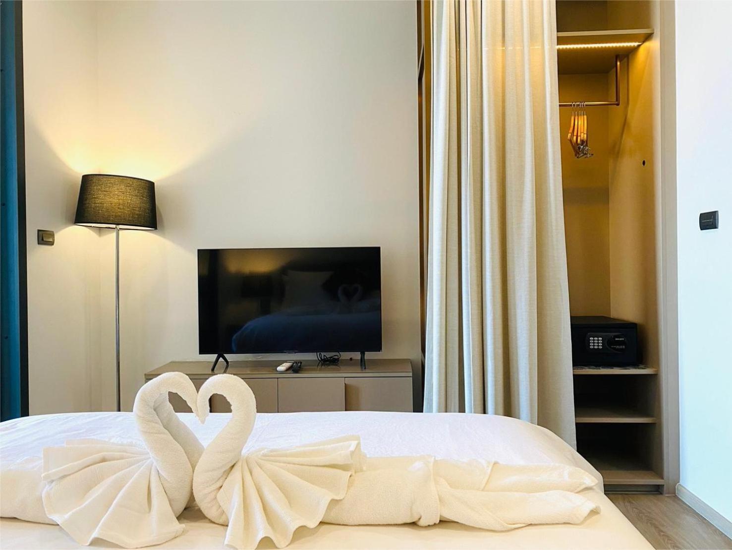 Edge Central Pattaya Vip Condo Exteriör bild