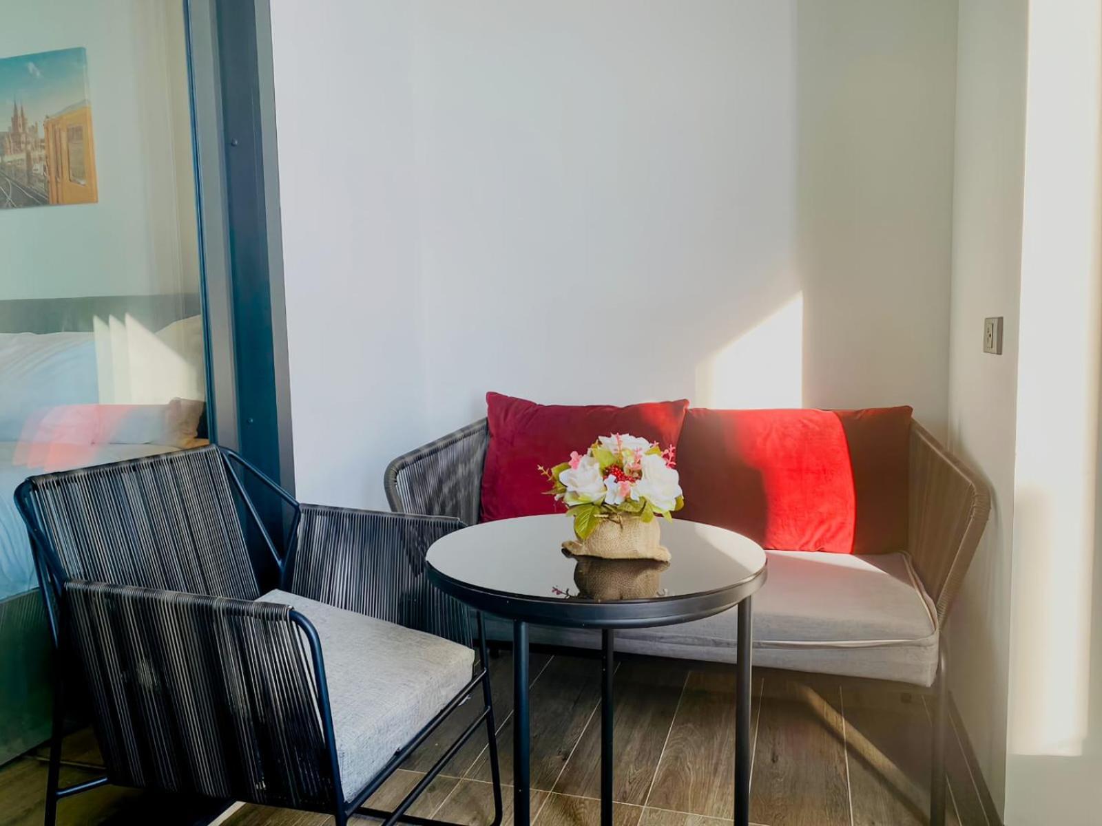 Edge Central Pattaya Vip Condo Exteriör bild